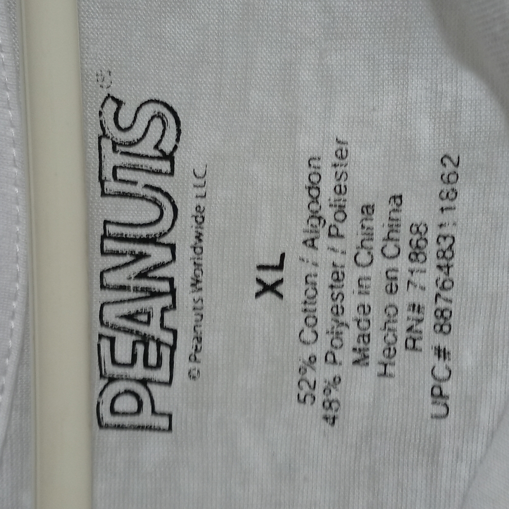 Snoopy and Woodstock T-shirt - Picture 4 of 6
